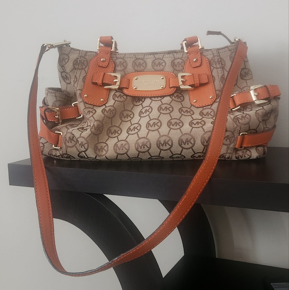 MICHAEL KORS signature Monogram Gansevoort bag